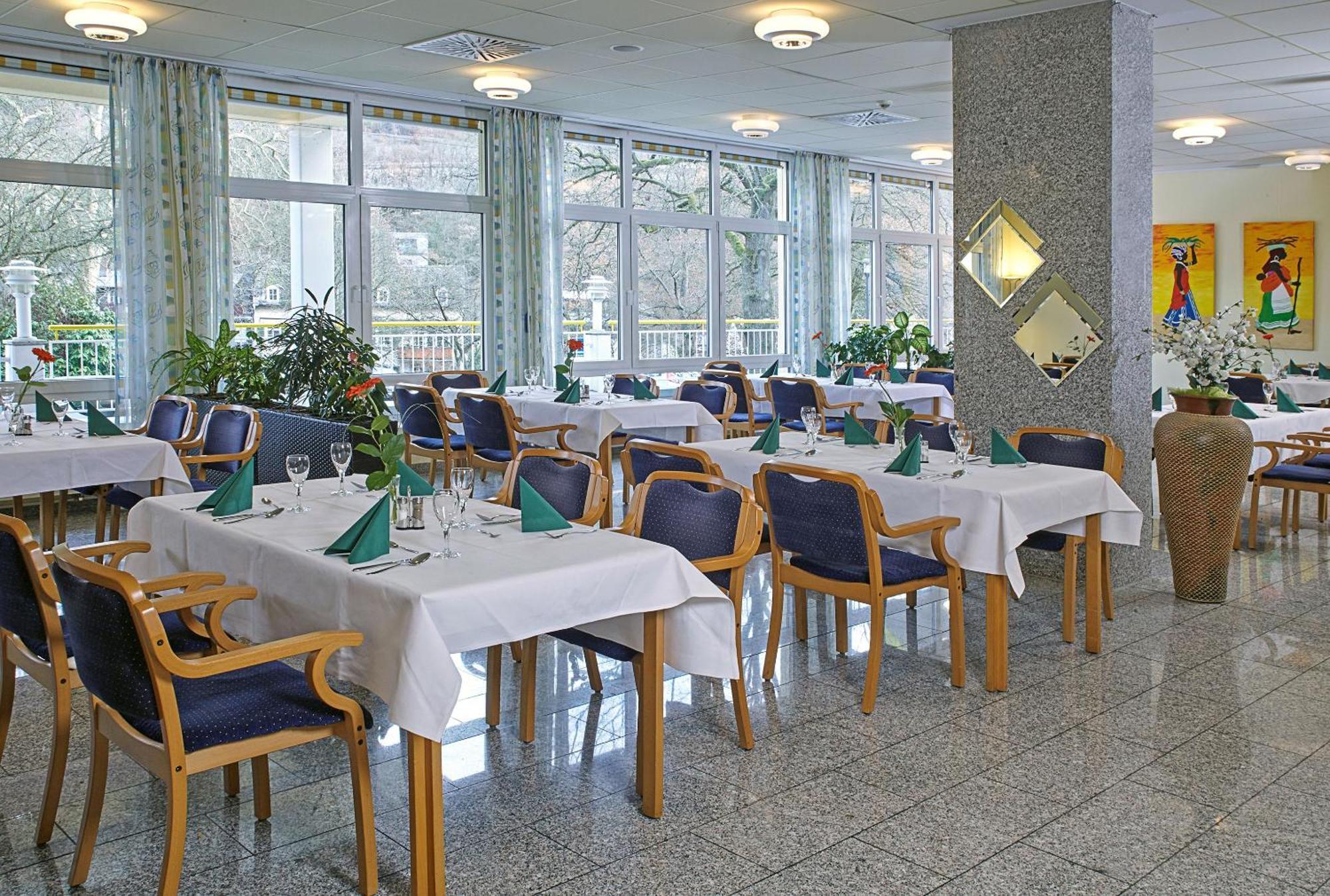 Hotel & Residenz Am Kurpark Schlangenbad Zewnętrze zdjęcie